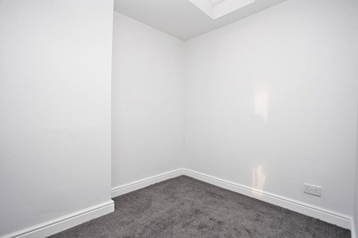 3 Bedroom Terraced House For Sale In Wyndham Road, Dover, Kent, CT17