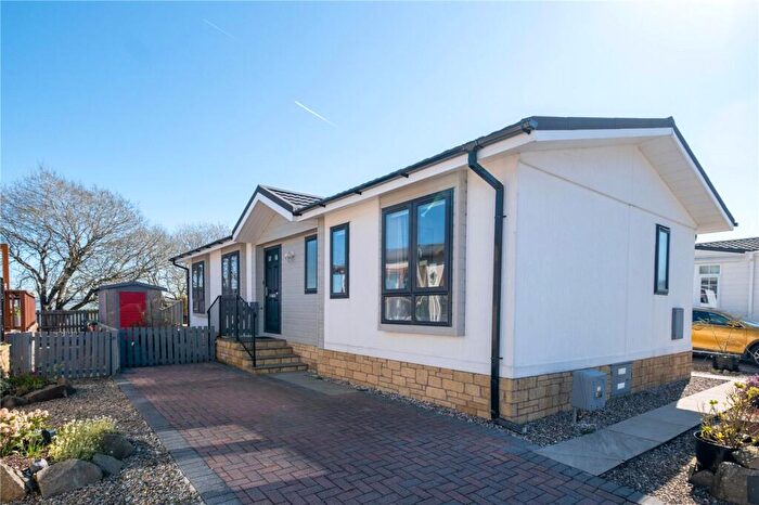 2 Bedroom Bungalow For Sale In High View, Dales View Park, Salterforth, Barnoldswick, BB18
