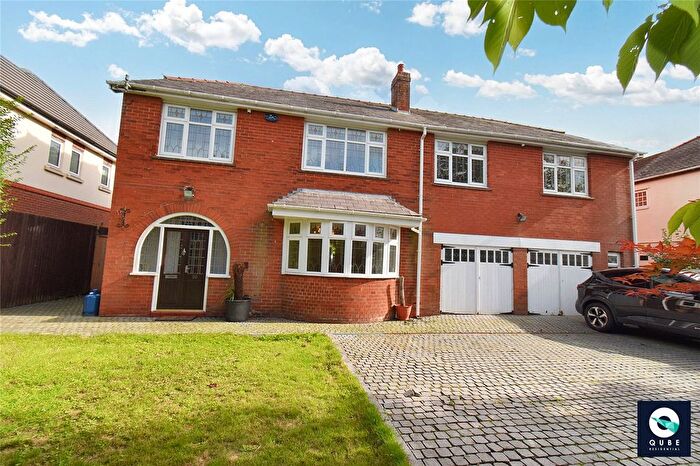 6 Bedroom Detached House For Sale In Scarth Hill Lane, Aughton, Ormskirk, Lancashire, L39