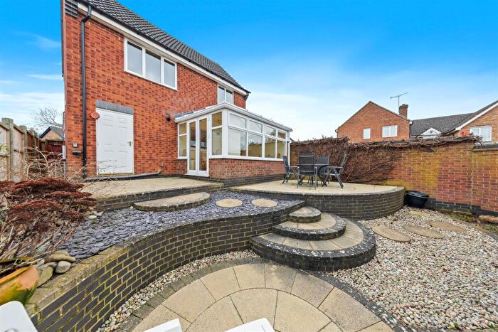 3 Bedroom Detached House For Sale In Andrews Way, Raunds, NN9