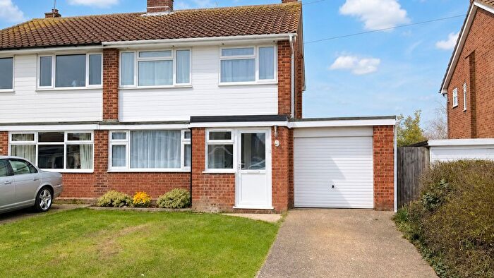 3 Bedroom Semi Detached House To Rent In Lambs Walk, Whitstable, CT5