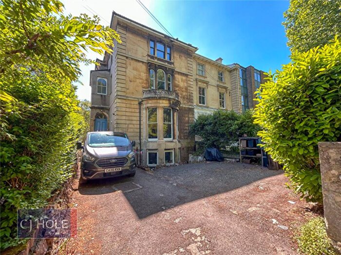 3 Bedroom Apartment To Rent In Westfield Park, Redland, Bristol, BS6