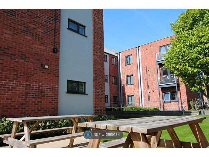 1 Bedroom Flat To Rent In Burgess Road, Leicester, LE2