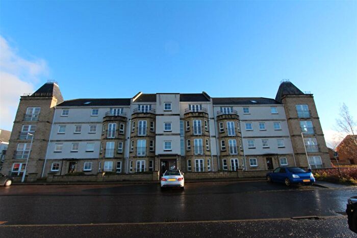 2 Bedroom Flat To Rent In , Bittern Court Dunfermline, KY11