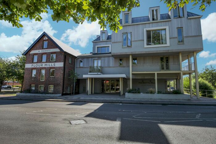 1 Bedroom Flat To Rent In Mill Bay Lane, Horsham RH12