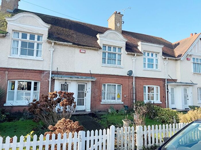 3 Bedroom Terraced House For Sale In St. Georges Road, Sandwich, Kent, CT13