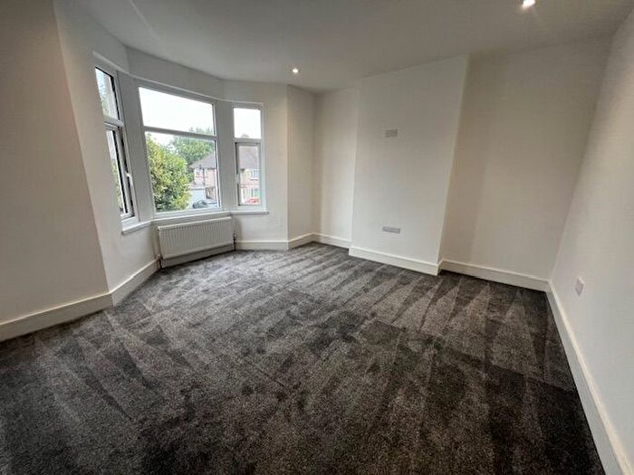 3 Bedroom Property To Rent In St Fagans Road, Fairwater, Cardiff, CF5