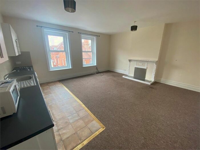 1 Bedroom Studio To Rent In Westbourne, Bournemouth, Dorset, BH4
