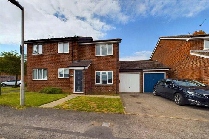 2 Bedroom Terraced House To Rent In Colston Close, Calcot, Reading, Berkshire, RG31