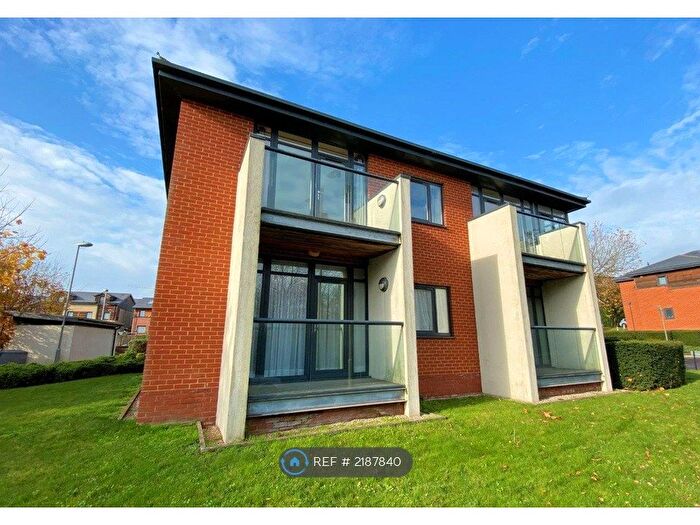 1 Bedroom Flat To Rent In Edgar House, London, NW7