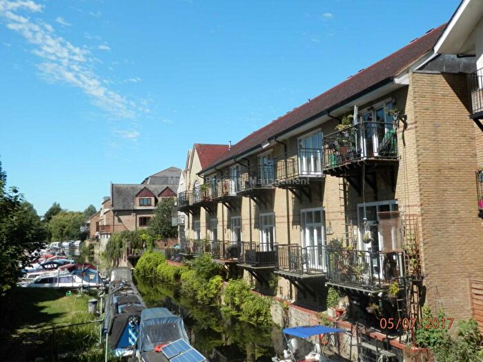 2 Bedroom Town House To Rent In St Neots, PE19