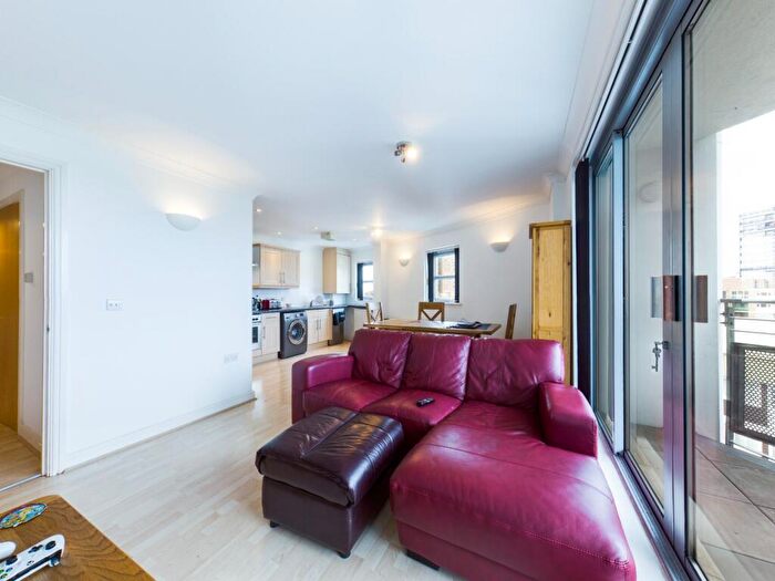2 Bedroom Flat To Rent In Concorde Way, South Bermondsey, SE16