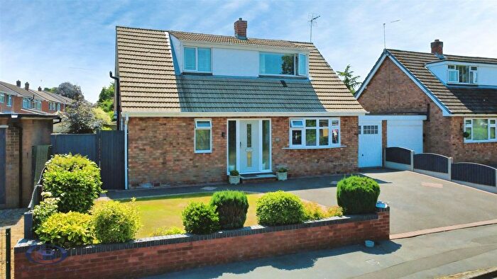 3 Bedroom Property For Sale In Kings Drive, Wistaston, Crewe, CW2