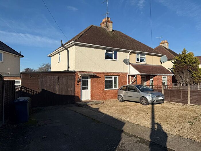 3 Bedroom Semi Detached House For Sale In Margaret Road, Tewkesbury, GL20