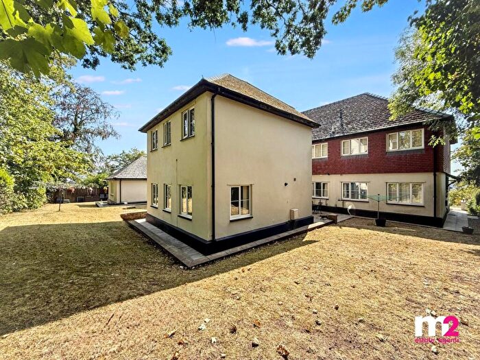 3 Bedroom End Of Terrace House For Sale In Clevedon Road, Newport, NP19