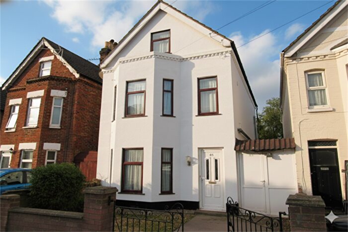 7 Bedroom House To Rent In Bedroom Detached House In Charminster, BH8