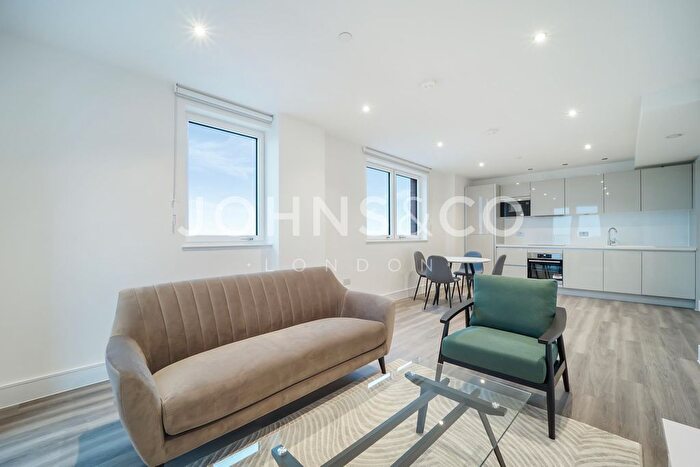 2 Bedroom Flat To Rent In Ashwell House, The West Works, Southall, UB2
