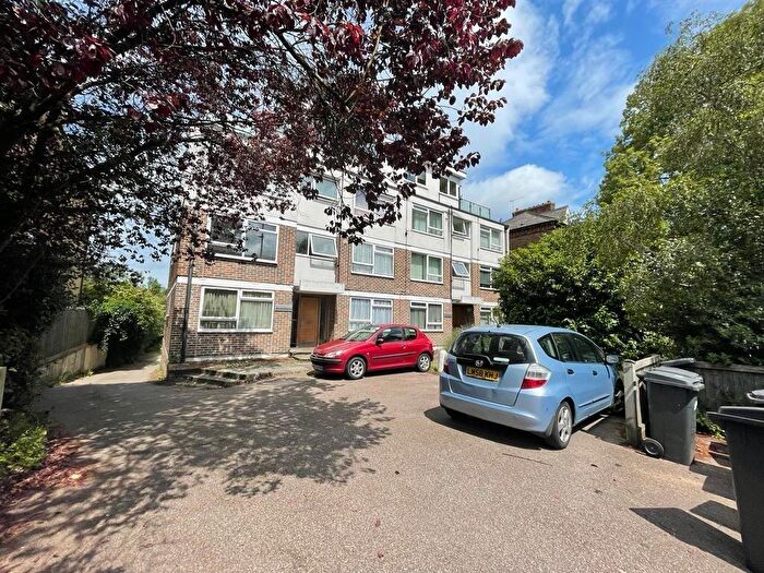 1 Bedroom Flat To Rent In Station Road, Barnet, EN5