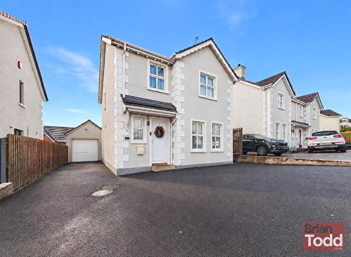 3 Bedroom Detached House For Sale In Oakdene, Larne, BT40
