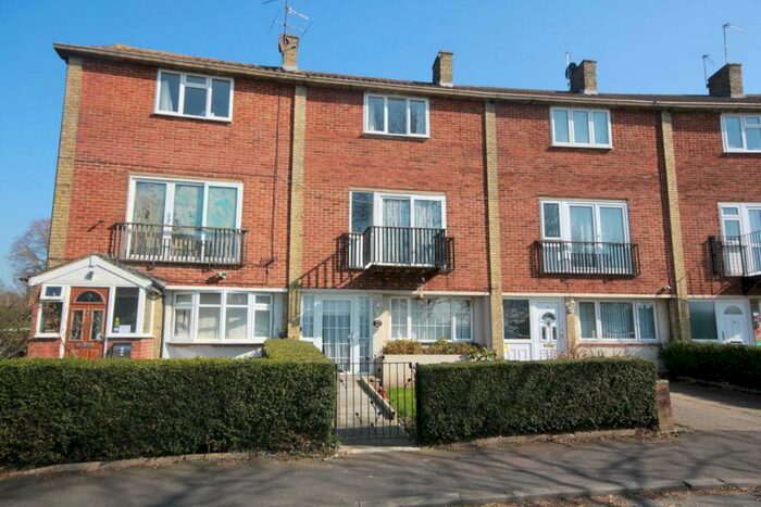 4 Bedroom House To Rent In Bedrooms, Long John, Hemel Hempstead, HP3