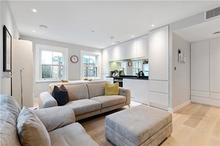 2 Bedroom Flat For Sale In Edwardes House, Old Brompton Road, London, SW5