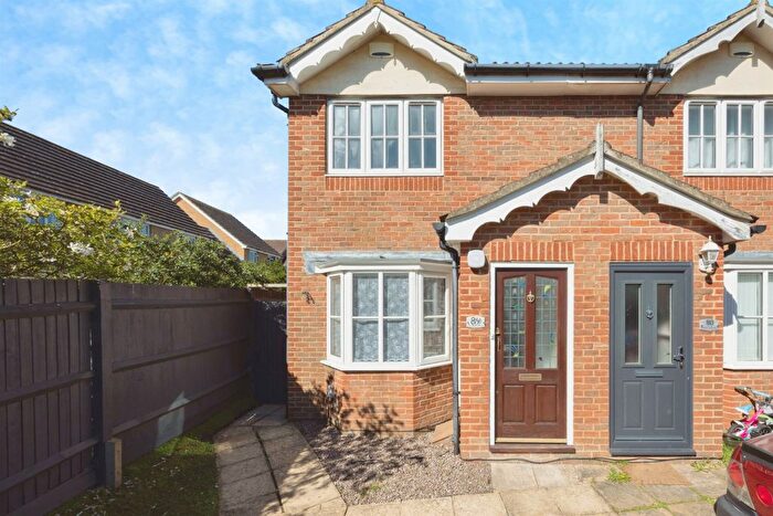 2 Bedroom End Terrace House For Sale In Manor House Drive, Kingsnorth, Ashford, TN23