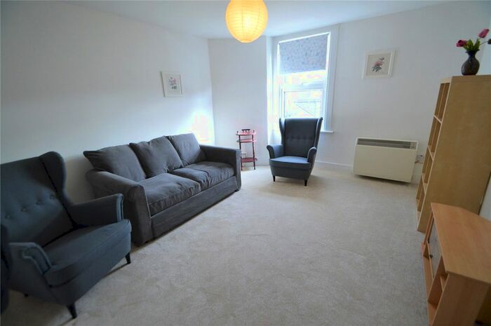 2 Bedroom Flat To Rent In Stanton Road, Croydon, CR0