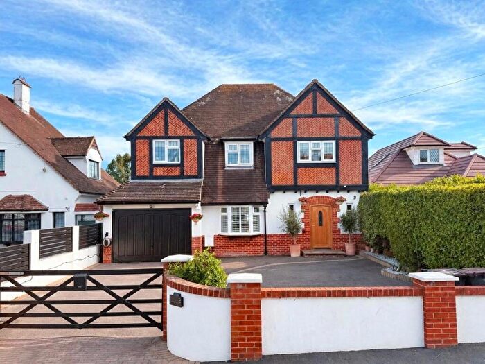 4 Bedroom Detached House For Sale In Longfield Drive, West Parley, Ferndown, BH22