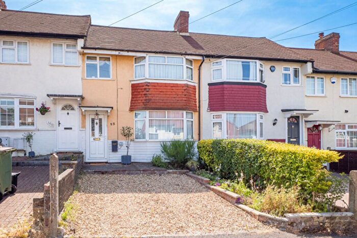 3 Bedroom Terraced House For Sale In Lindsay Road, Worcester Park, KT4