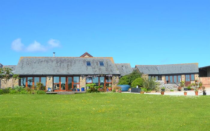5 Bedroom Property For Sale In Coverack Bridges, Helston, TR13