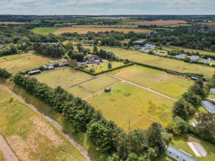 5 Bedroom Detached House For Sale In Mill Road, Burgh Castle, NR31