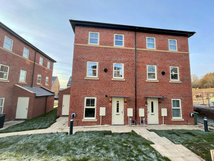 1 Bedroom Semi-Detached House To Rent In Middleham Lane, Leeds, Yorkshire, LS14