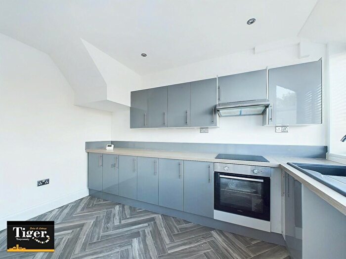 3 Bedroom Semi-Detached House For Sale In Willowbank Avenue, Blackpool, FY4