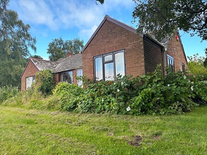 4 Bedroom Detached Bungalow For Sale In Old Fendyke, Holbeach, PE12