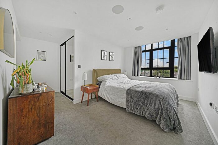 2 Bedroom Flat To Rent In New Tannery Way, Bermondsey, SE1