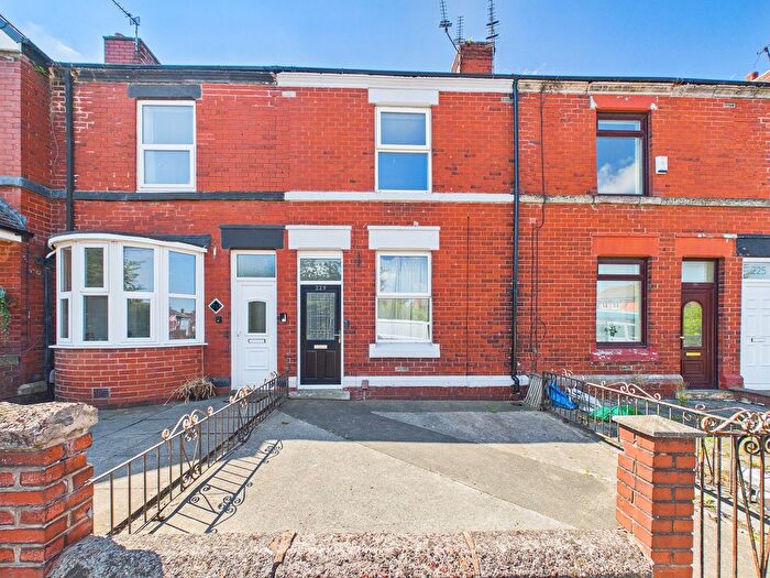 2 Bedroom Terraced House For Sale In Clipsley Lane, Haydock, WA11