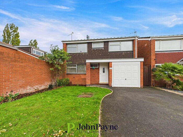 3 Bedroom Detached House To Rent In Holloway Field, Coundon, Coventry, CV6