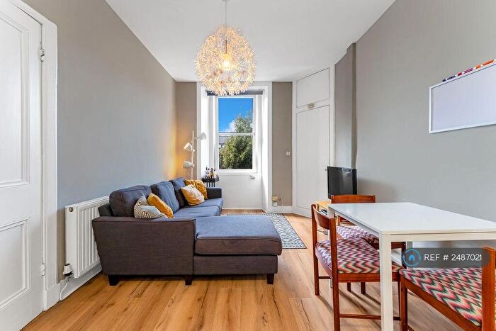 2 Bedroom Flat To Rent In Wheatfield Road, Edinburgh, EH11