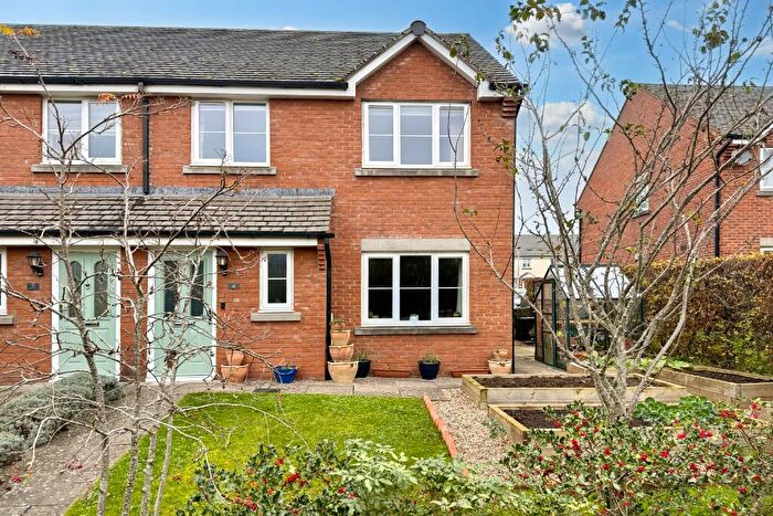 3 Bedroom Semi-Detached House For Sale In Farndon Rise, Withington, Hereford, HR1