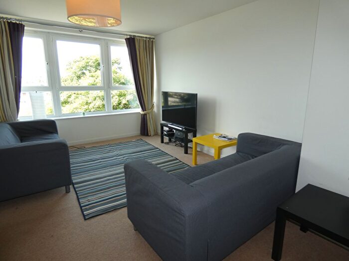 2 Bedroom Flat For Sale In Burnside Road, Dyce, Aberdeen, AB21