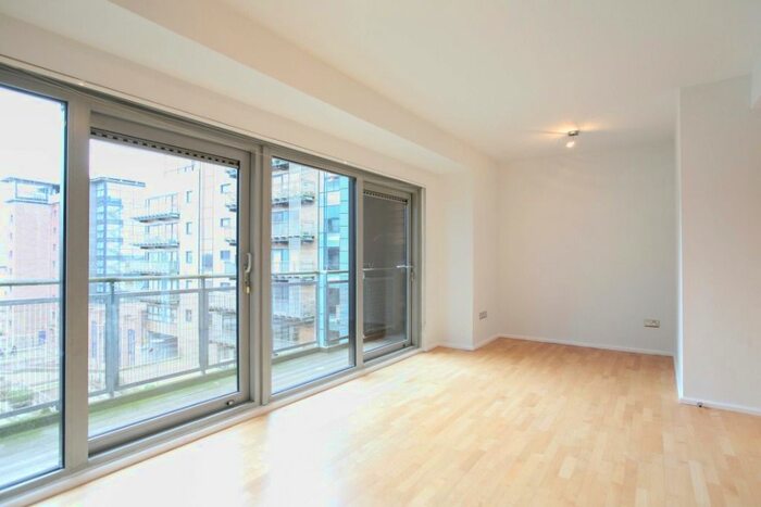 2 Bedroom Flat To Rent In Breadalbane Street, Leith, Edinburgh, EH6