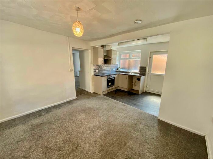 3 Bedroom End Of Terrace House To Rent In Rachel Street, Aberdare, Rhondda Cynon Taff, CF44