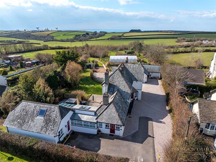 8 Bedroom Detached House For Sale In Woodville Road, Woodford, Bude, Cornwall, EX23