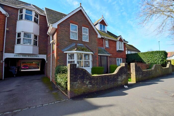 1 Bedroom Flat To Rent In The Willows, - Linden Road, Bognor Regis, PO21