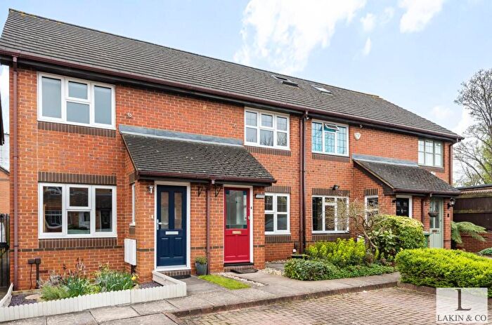 2 Bedroom Terraced House To Rent In Elliott Avenue, Ruislip, HA4