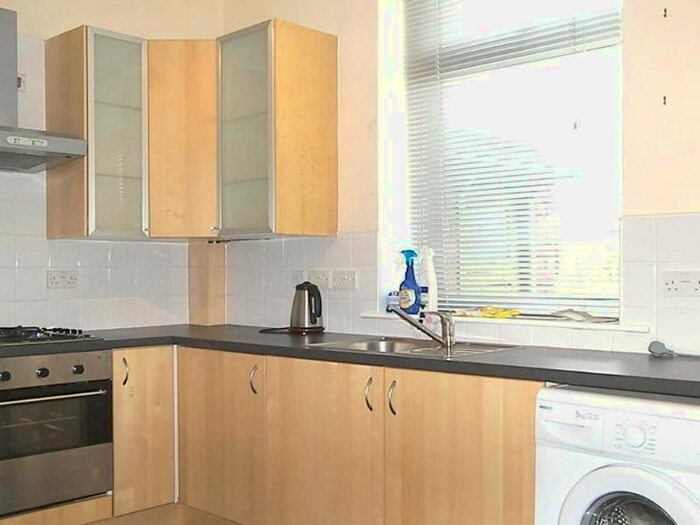 2 Bedroom Terraced House To Rent In Pawson Street, Robin Hood, Wakefield, WF3