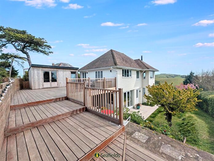 3 Bedroom Detached House For Sale In The Mall, Brading, Sandown, PO36