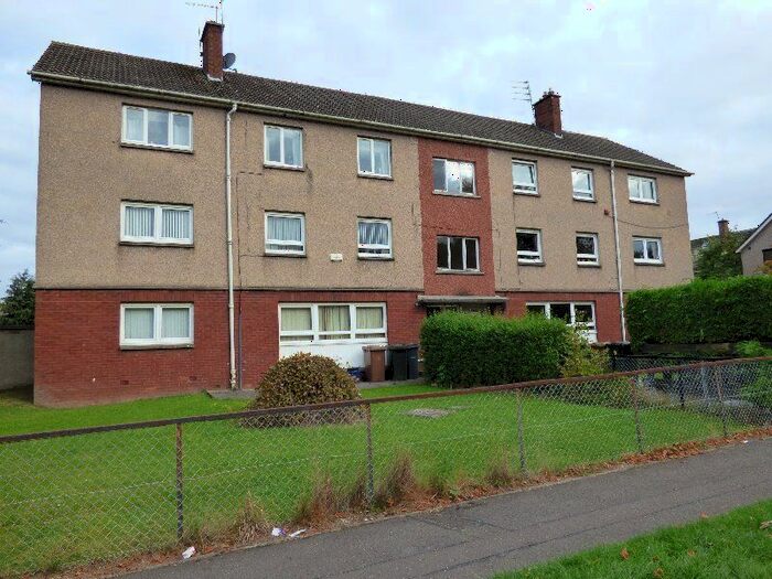 3 Bedroom Flat To Rent In Captains Drive, Gilmerton, Edinburgh, EH16