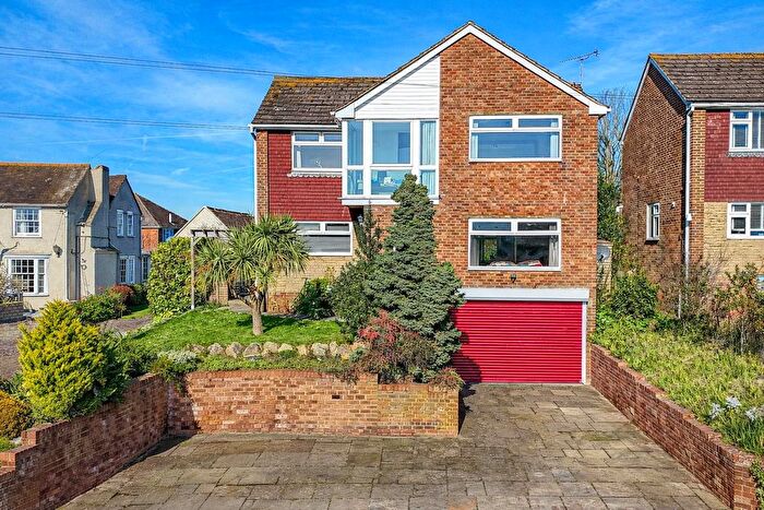 4 Bedroom Detached House For Sale In Fairlight Road, Hastings, TN35