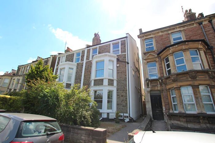 2 Bedroom Flat To Rent In Coronation Road - Southville, BS3